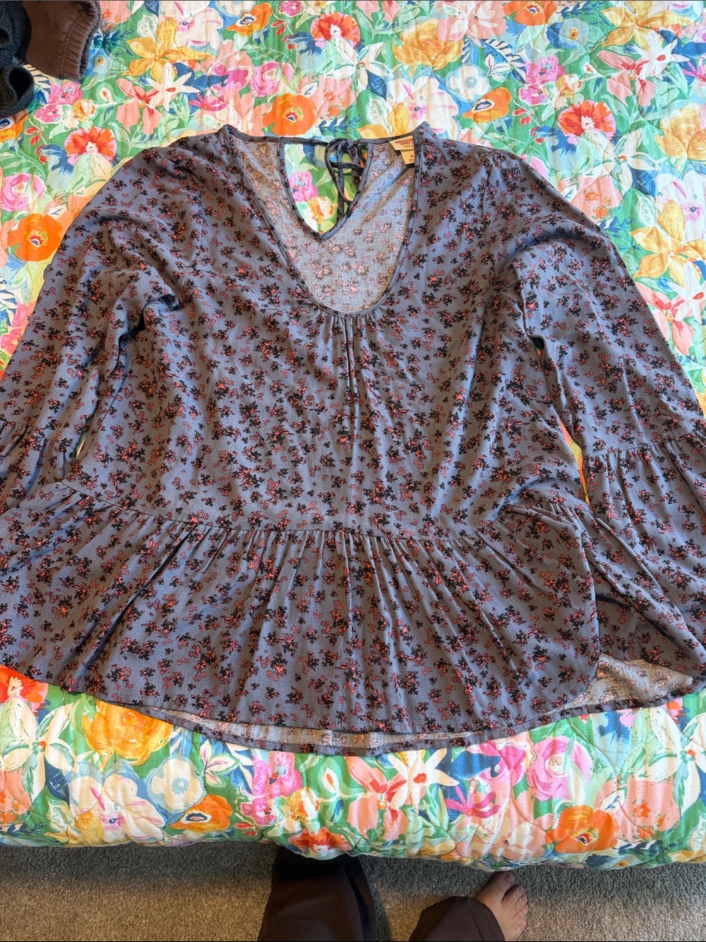 Mossimo Supply Co. Blue Floral Peplum Tunic